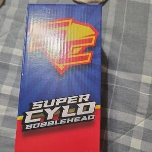 Super Cylo Bobblehead Box